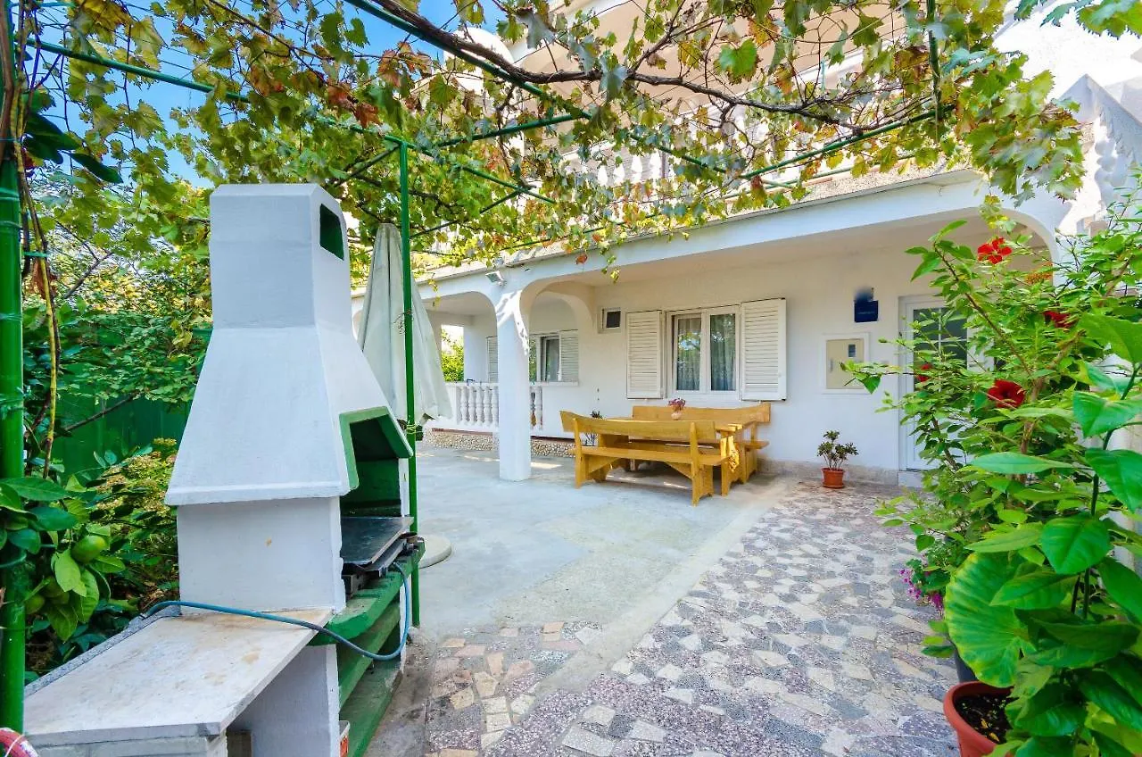 Apartments Luce Lopar 0*,  Kroatien